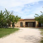 Ingresso dell'Agriturismo Diciocco in Toscana tra la campagna e il mare